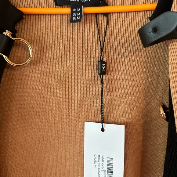 Elegant Tan Jacket with Black Accents - Picture 2 of 3